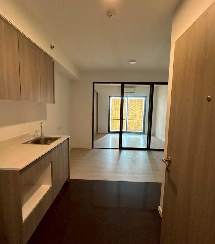 LINE_ALBUM_A space Mega bangna 98141 ชั้น 8_260122_7